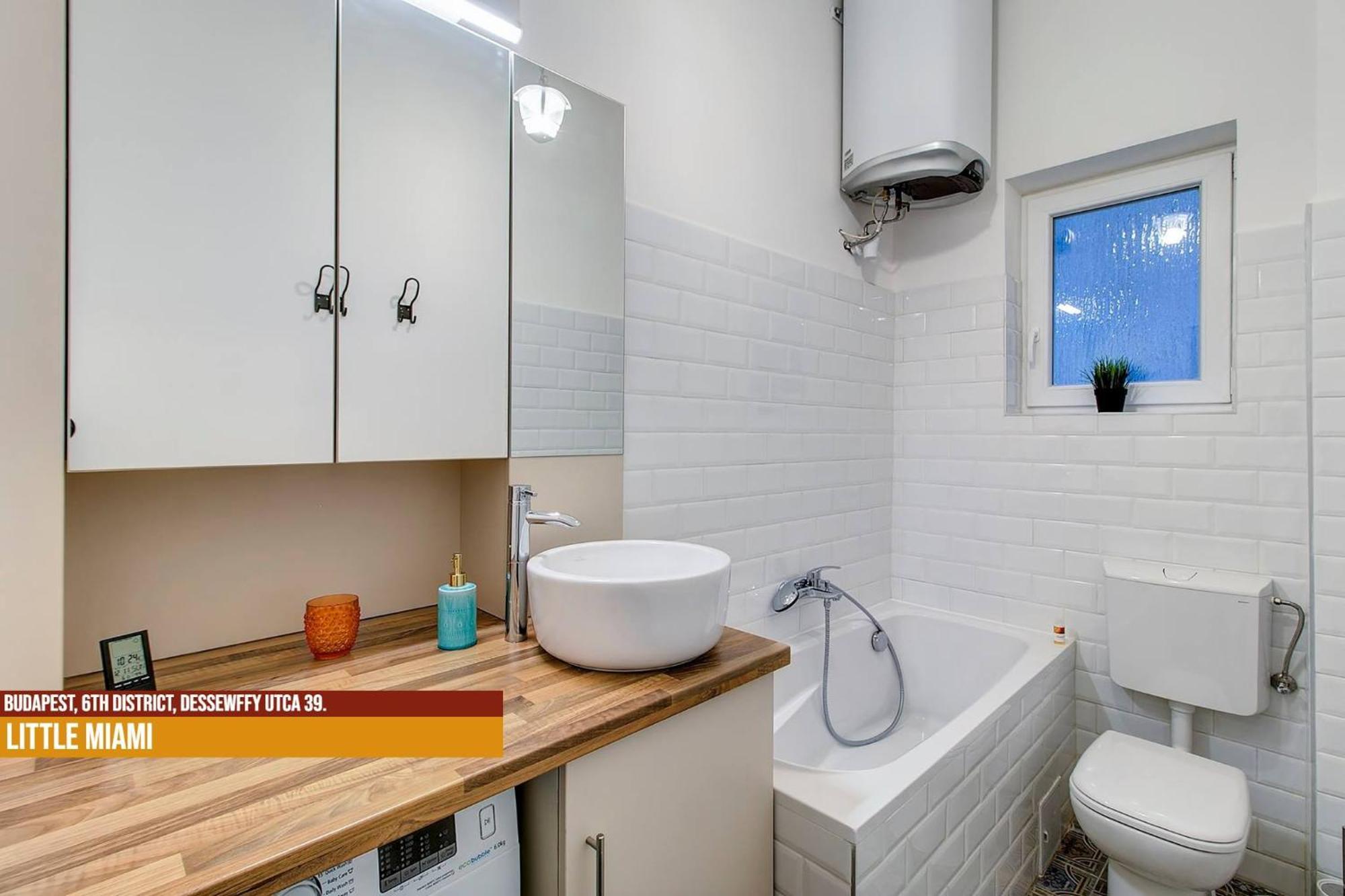 Little Americas Opera Apartments Budapeşte Dış mekan fotoğraf