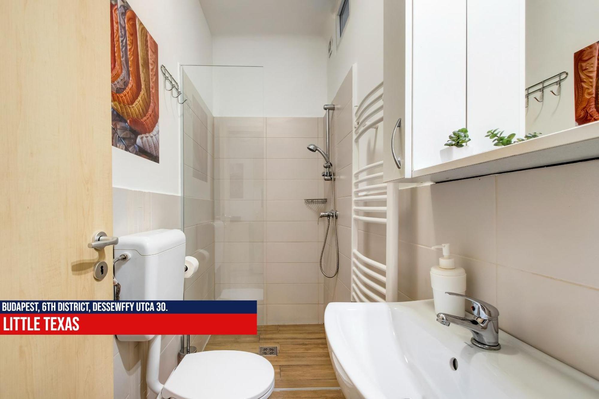 Little Americas Opera Apartments Budapeşte Dış mekan fotoğraf