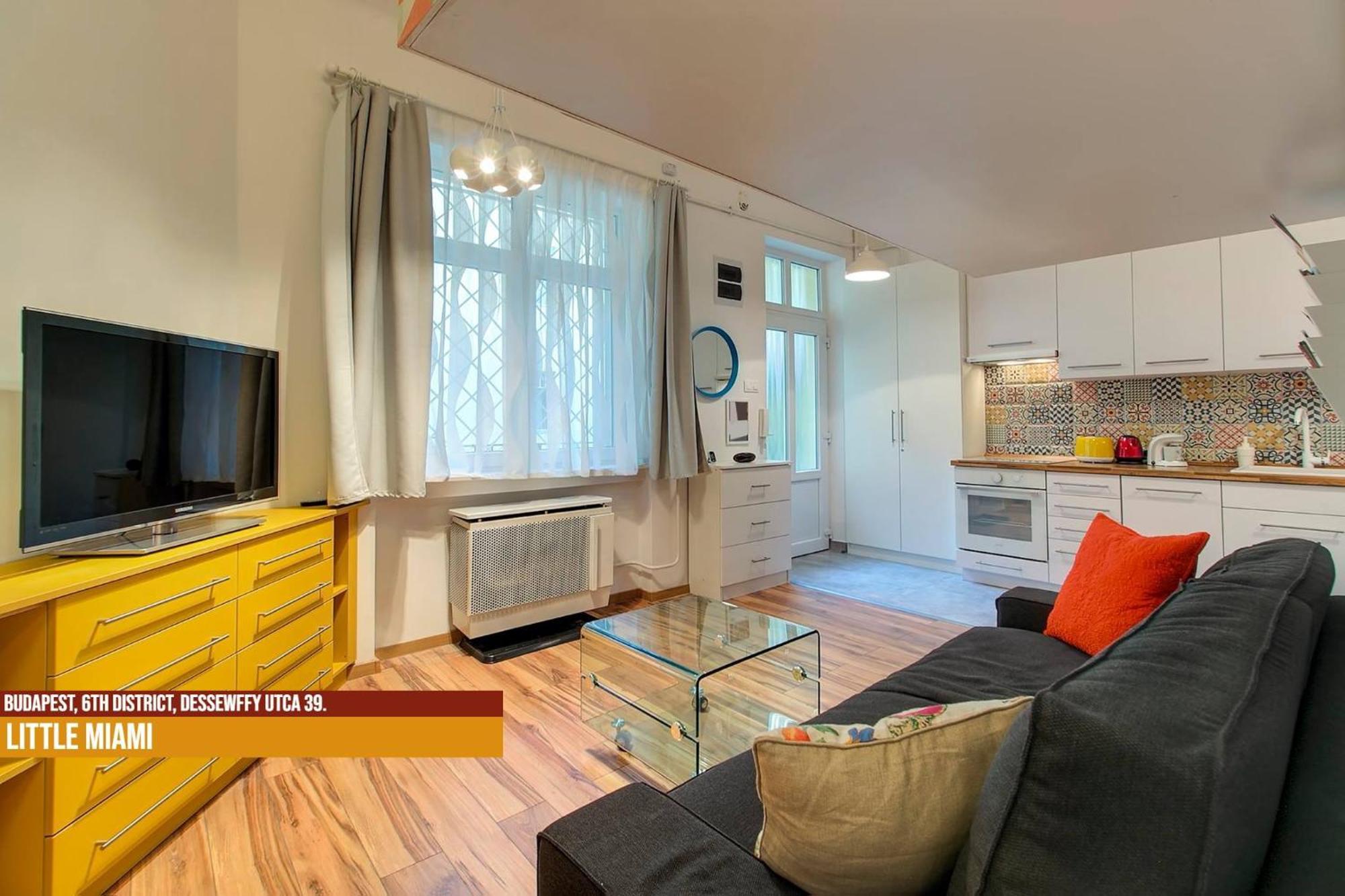 Little Americas Opera Apartments Budapeşte Dış mekan fotoğraf