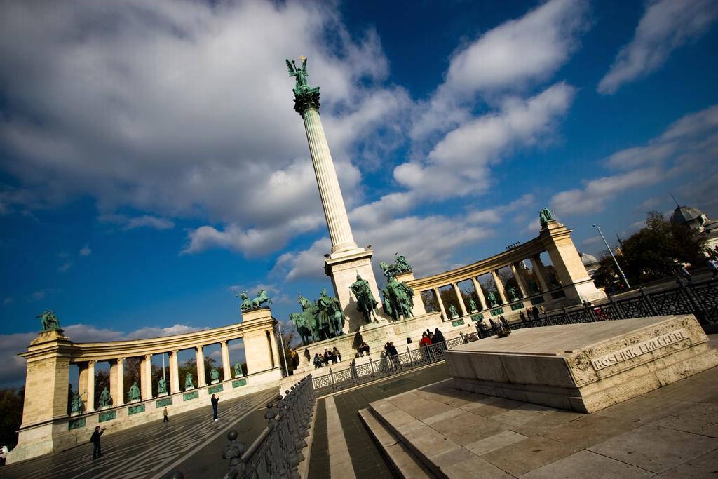 Little Americas Opera Apartments Budapeşte Dış mekan fotoğraf